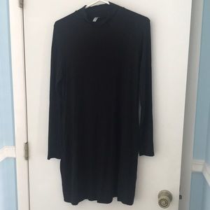 Mock neck black tunic